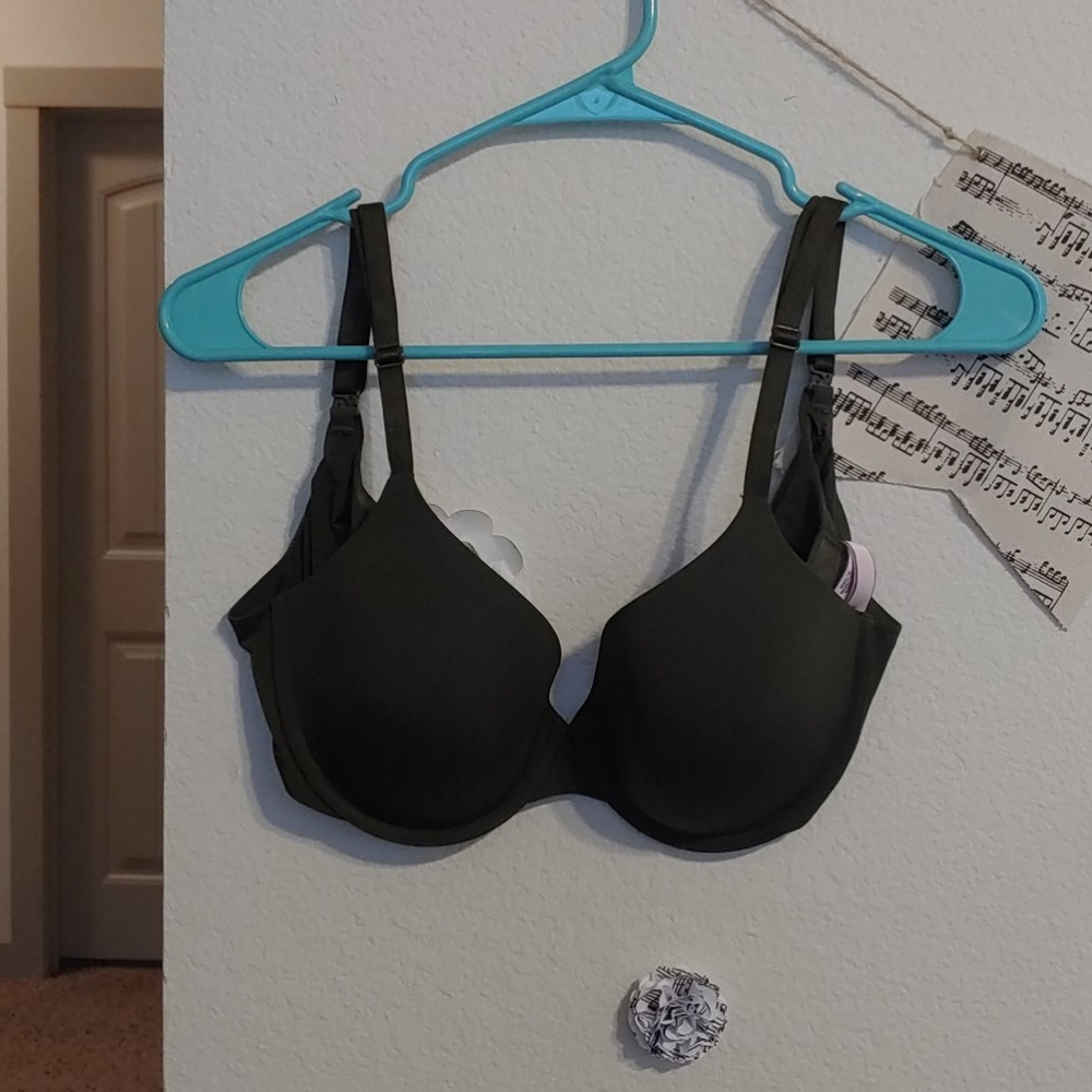 Victoria's Secret Bra BRAND NEW